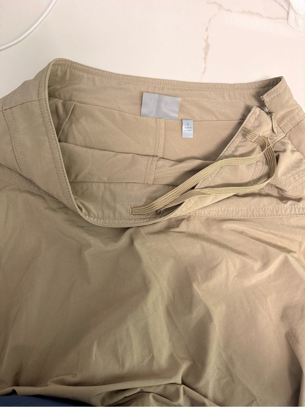 Athleta Asymmetrical Women's Skirt in Beige/Tan